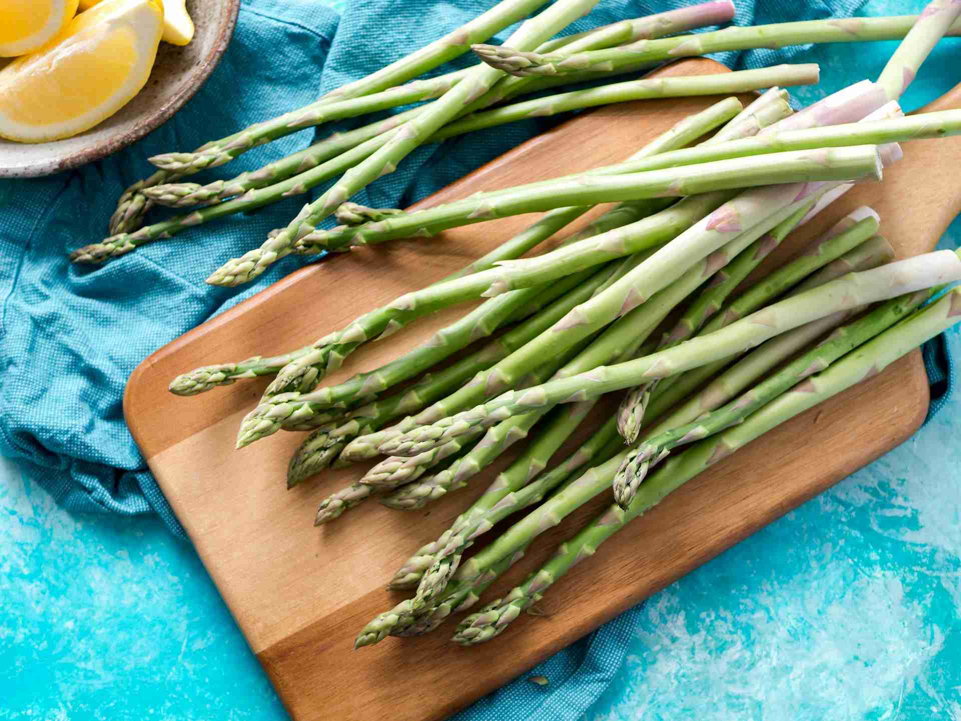 Odor perception of asparagus metabolites in urine